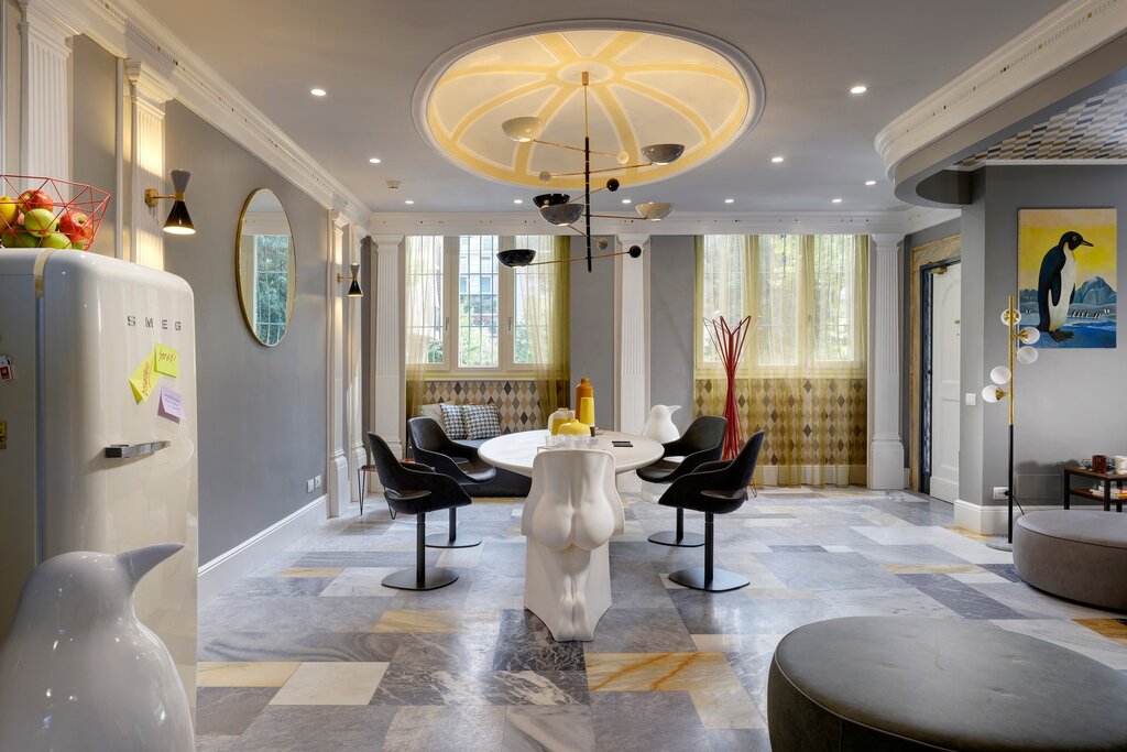 Hotel48
