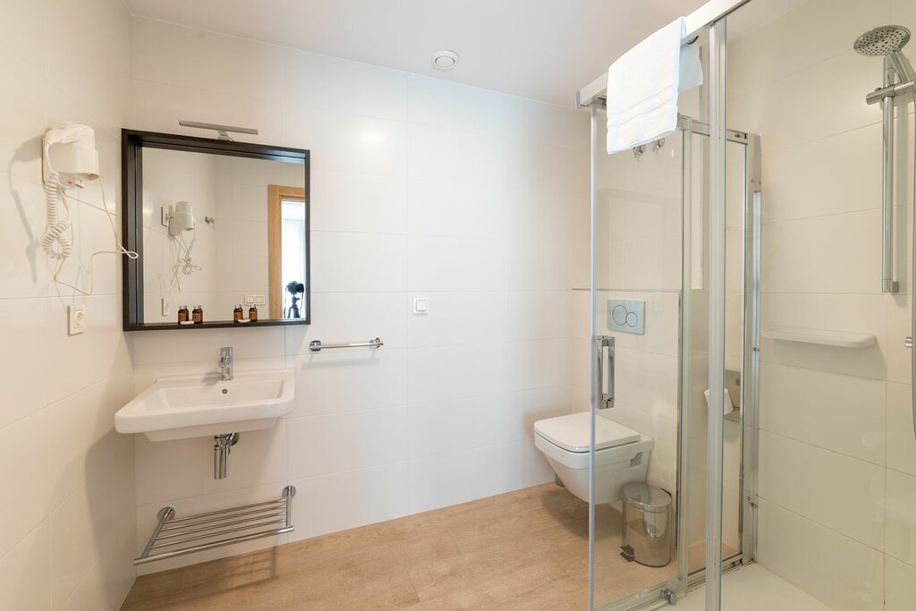 Hotel870