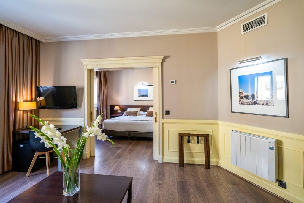 Hotel824