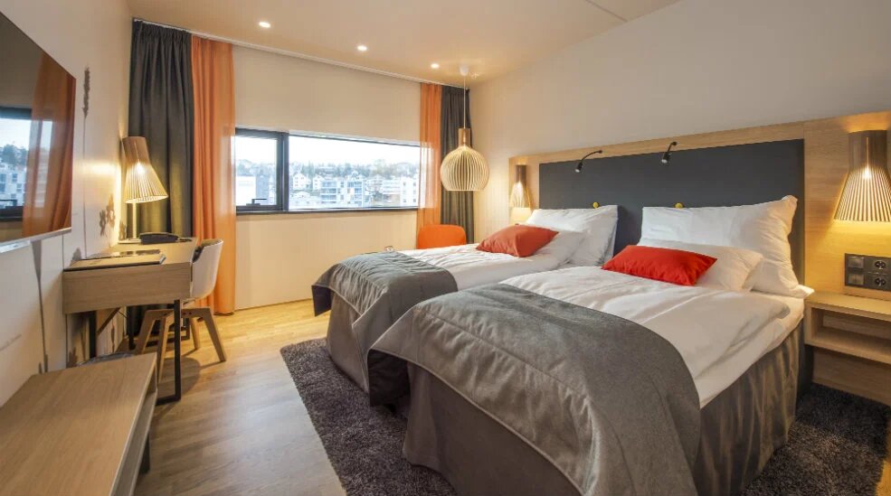 Hotel358
