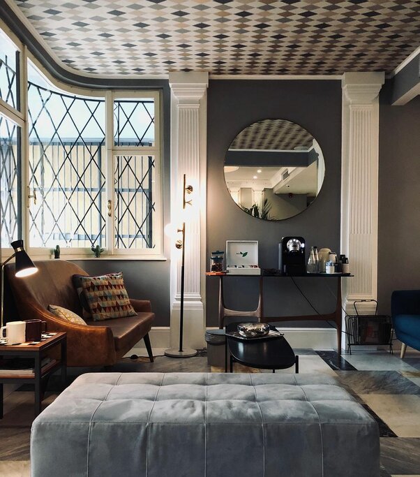 Hotel48