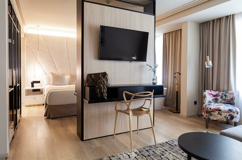 Hotel912