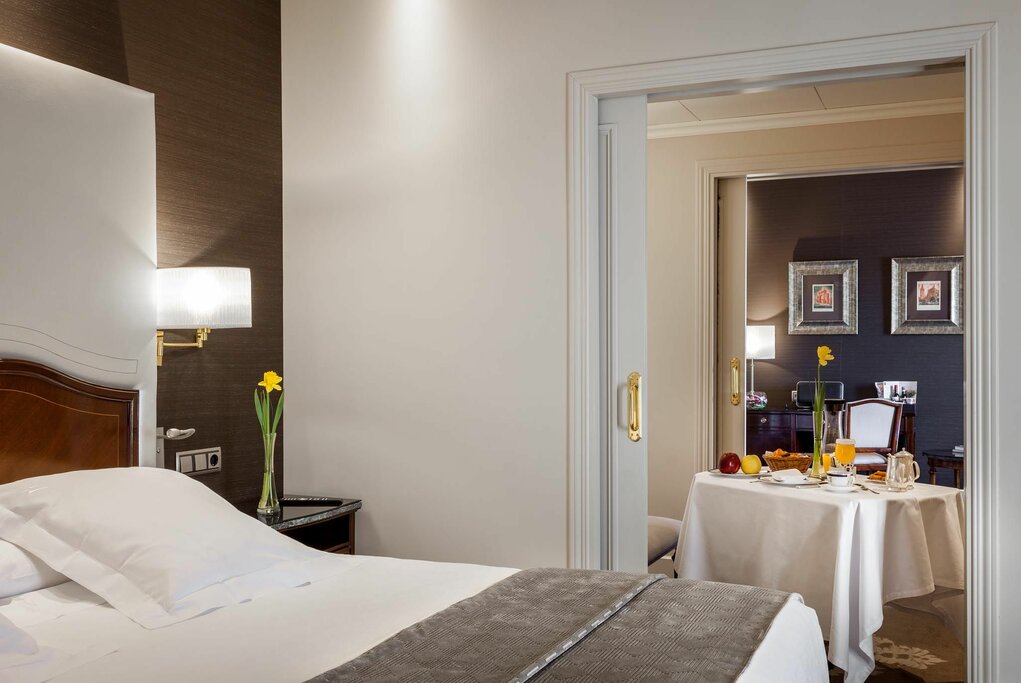 Hotel942