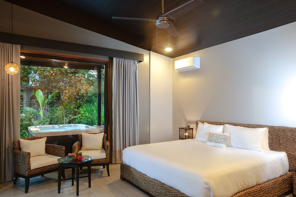 Hotel273