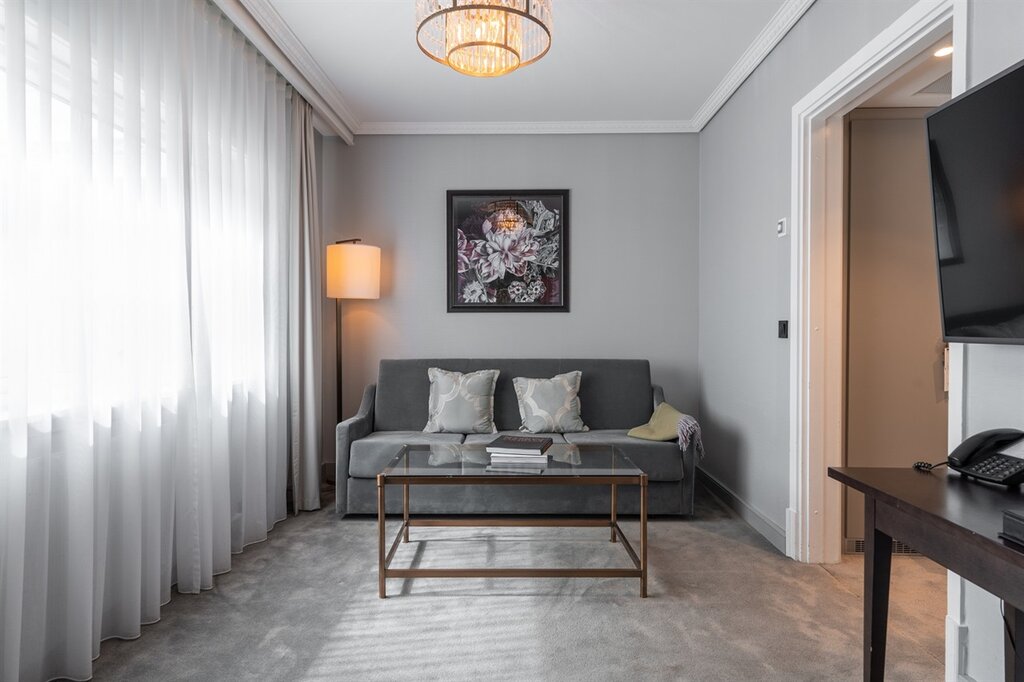 Hotel398