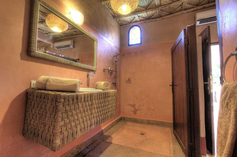 Hotel86