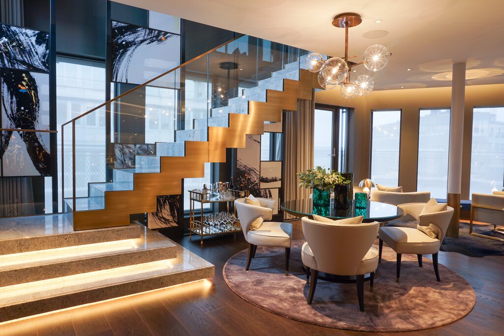 Hotel378