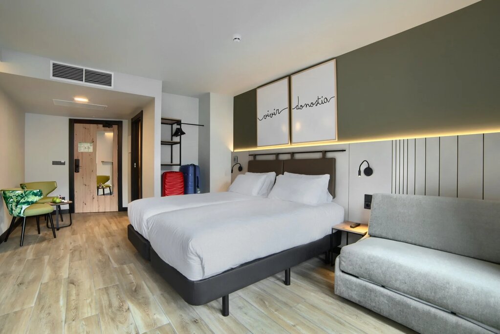 Hotel1084