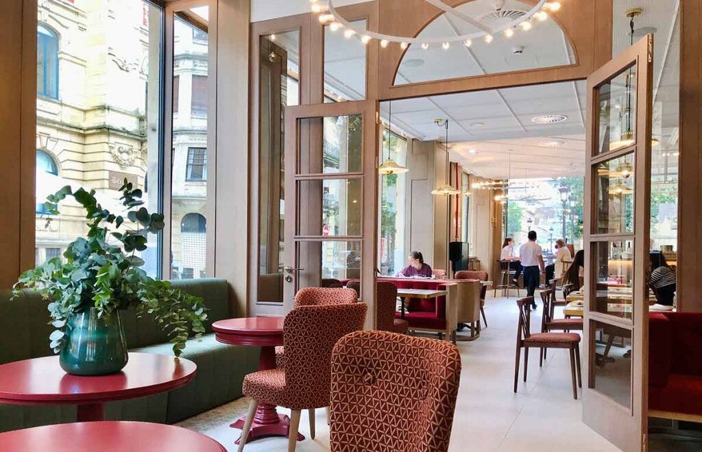 Hotel780