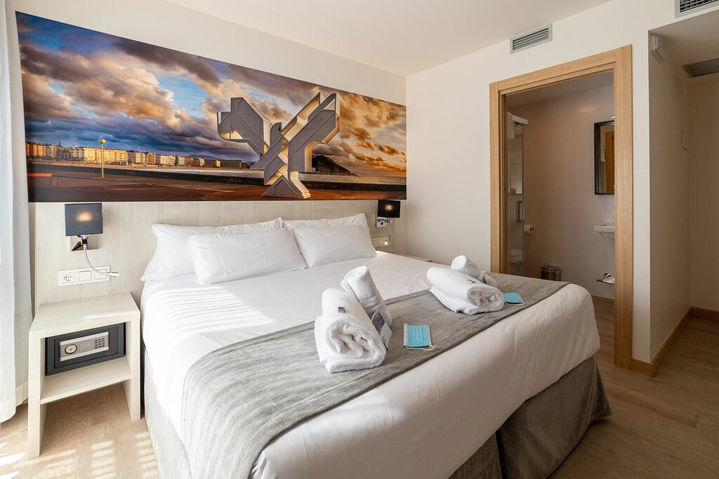 Hotel870