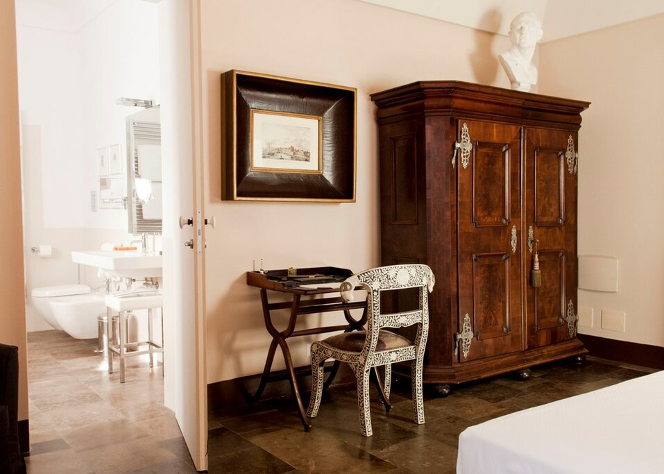 Hotel46