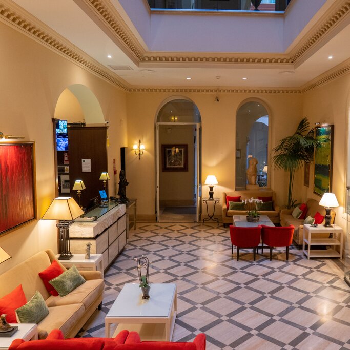 Hotel687