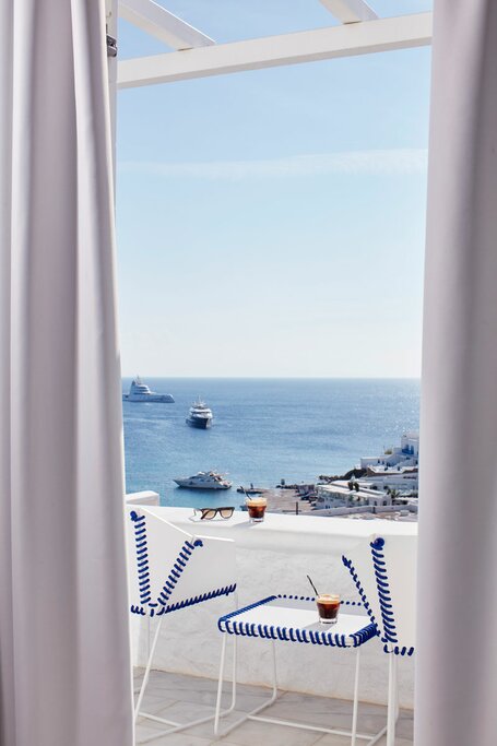 Hotel562