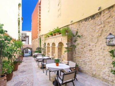 Hotel649