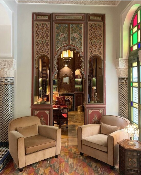 Hotel72