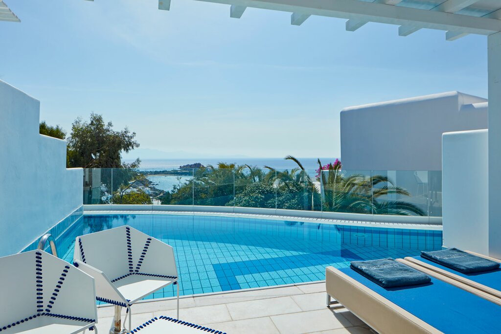 Hotel562