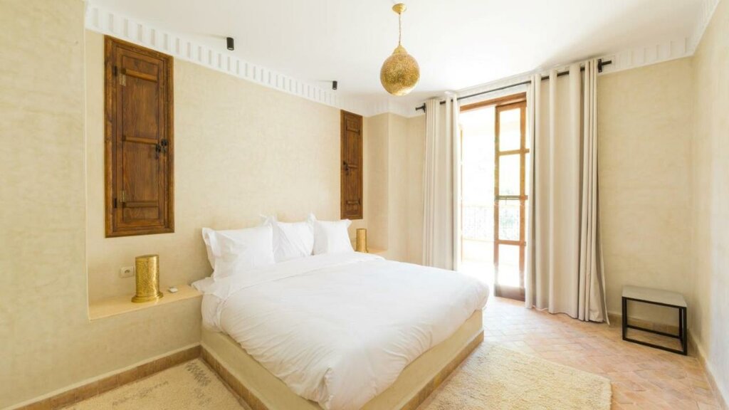 Hotel70