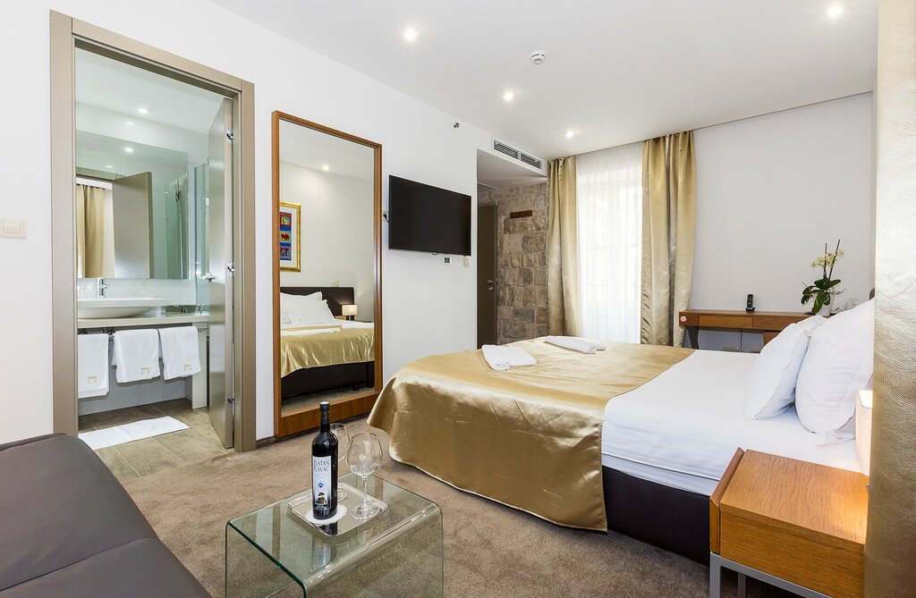 Hotel1348