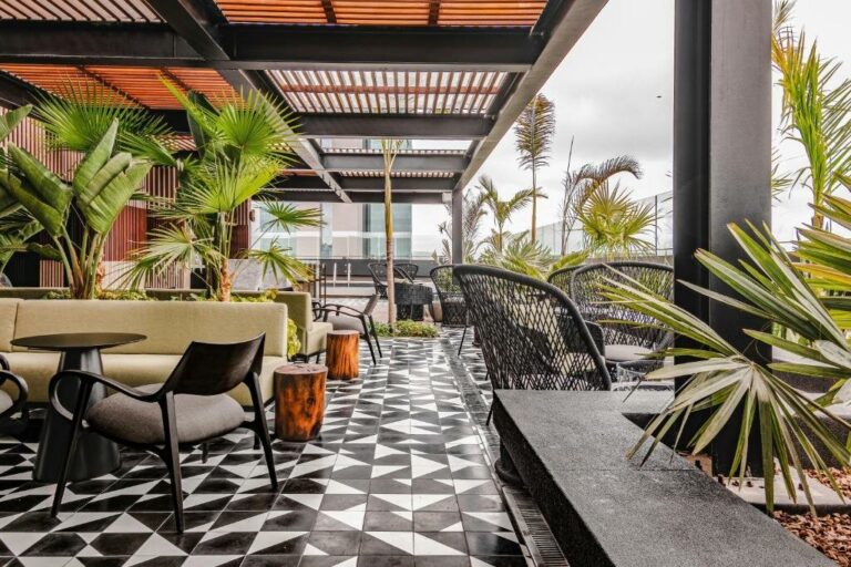 Hotel1312