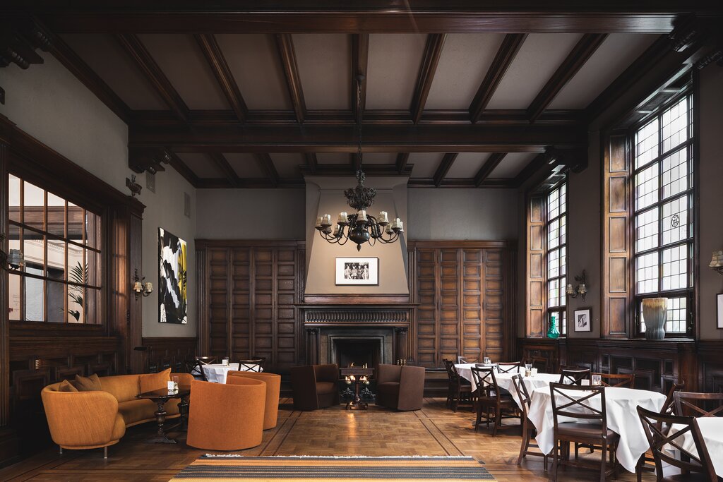 Hotel386