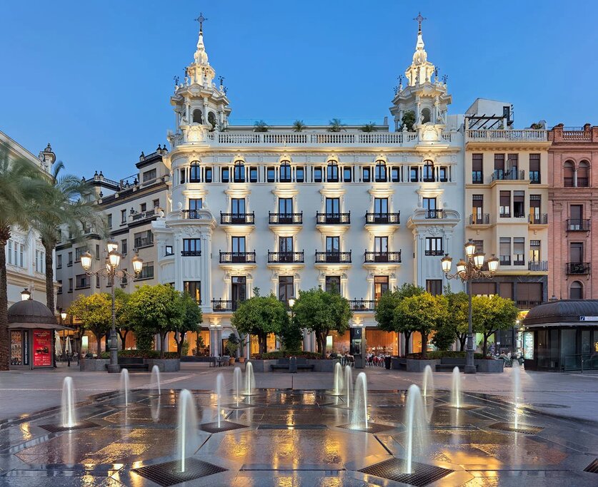 Hotel771