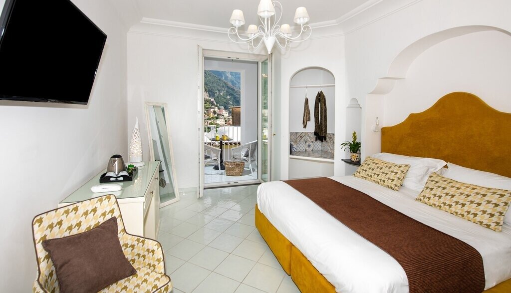 Hotel49
