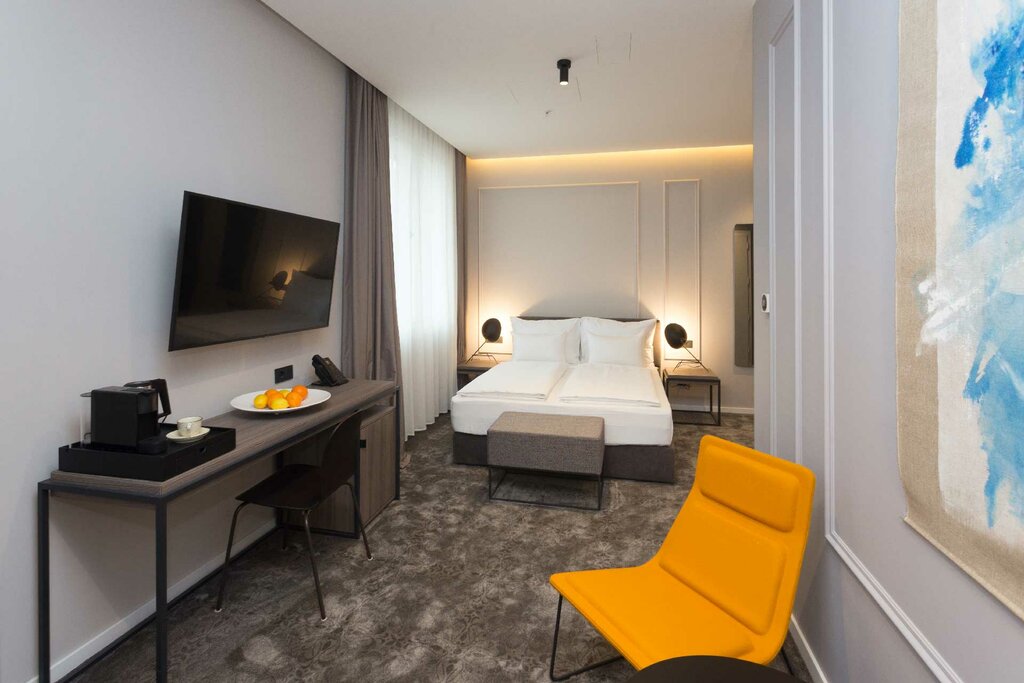 Hotel1347