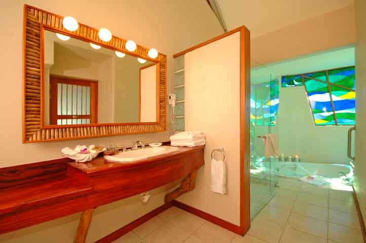 Hotel210