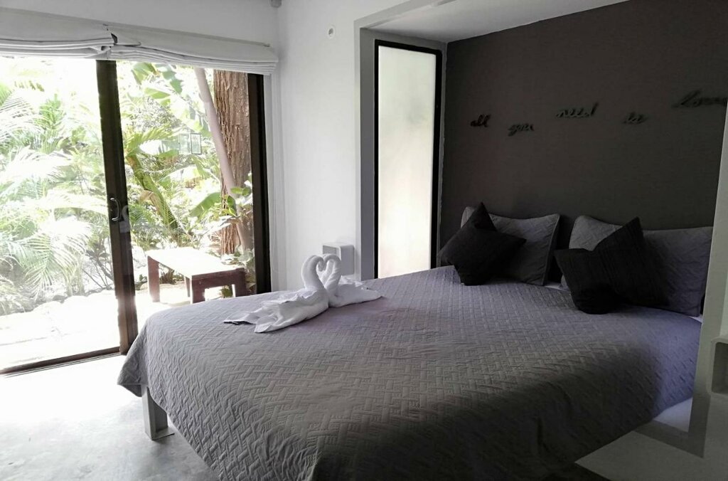 Hotel335