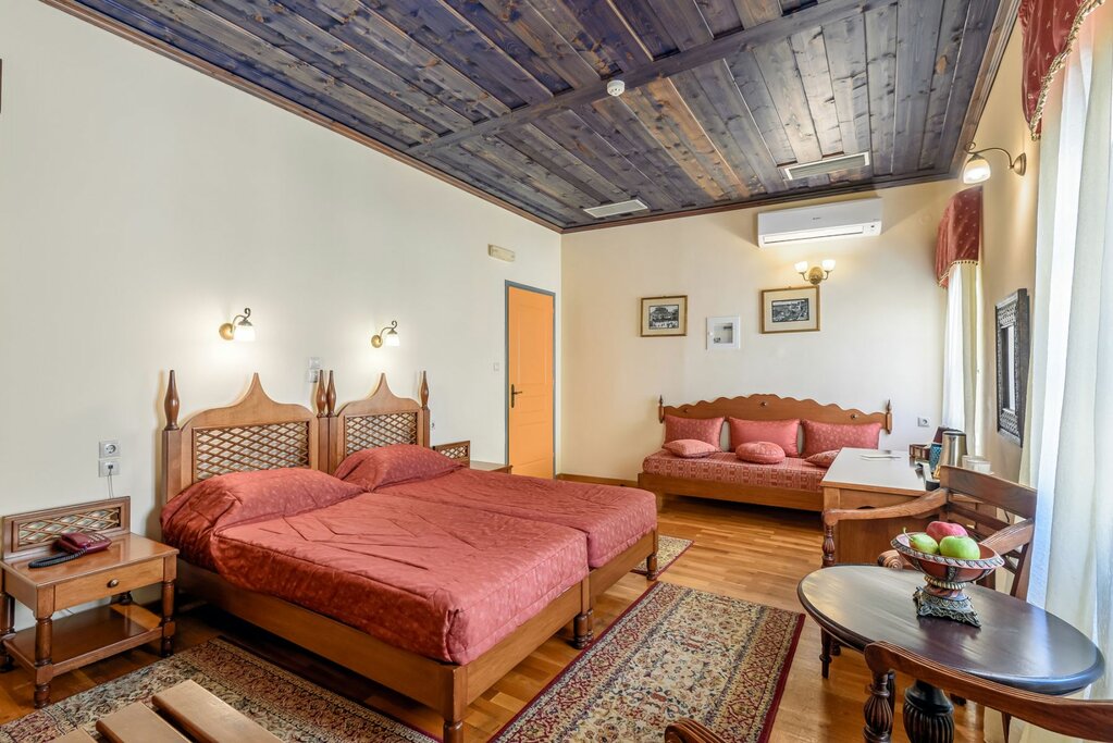 Hotel527
