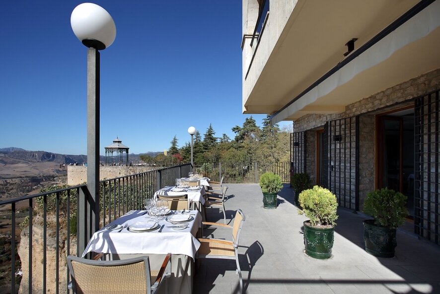 Hotel668