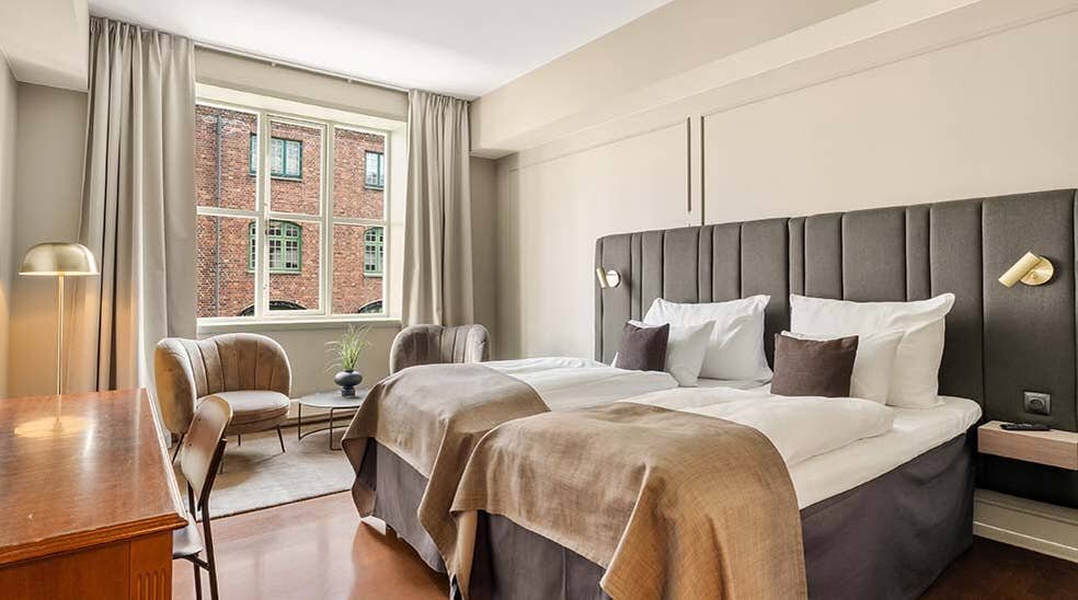 Hotel393