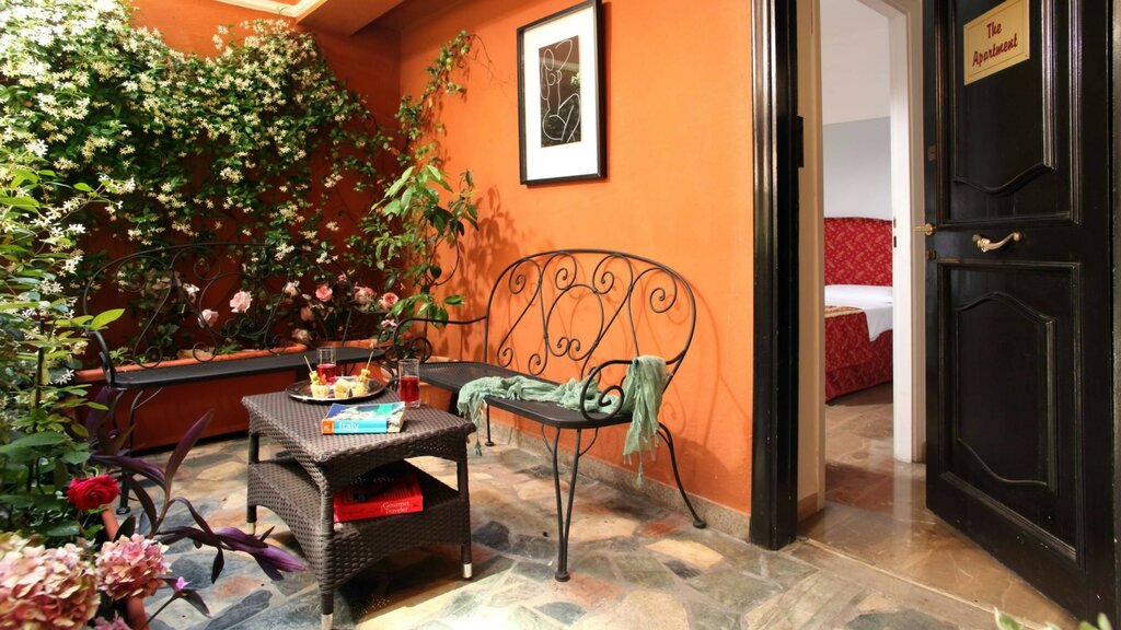 Hotel13