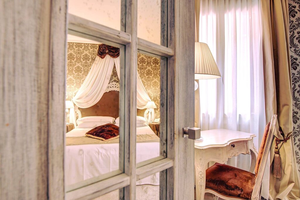 Hotel7