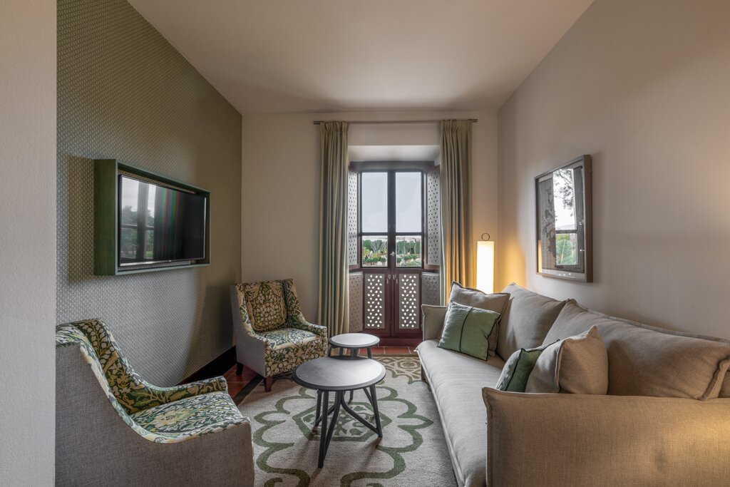 Hotel726