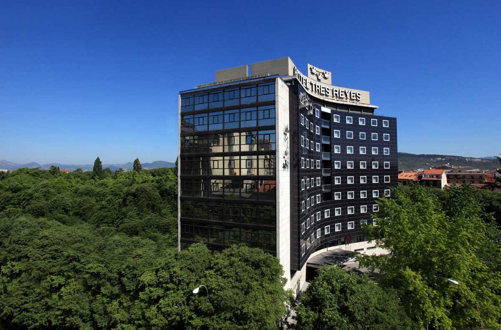 Hotel876