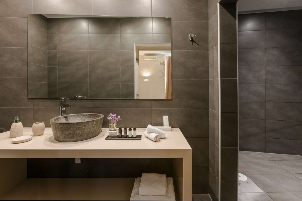 Hotel483