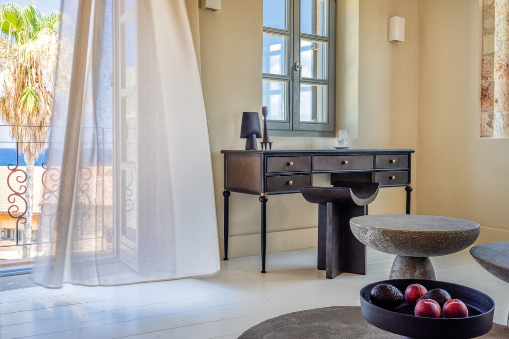 Hotel533