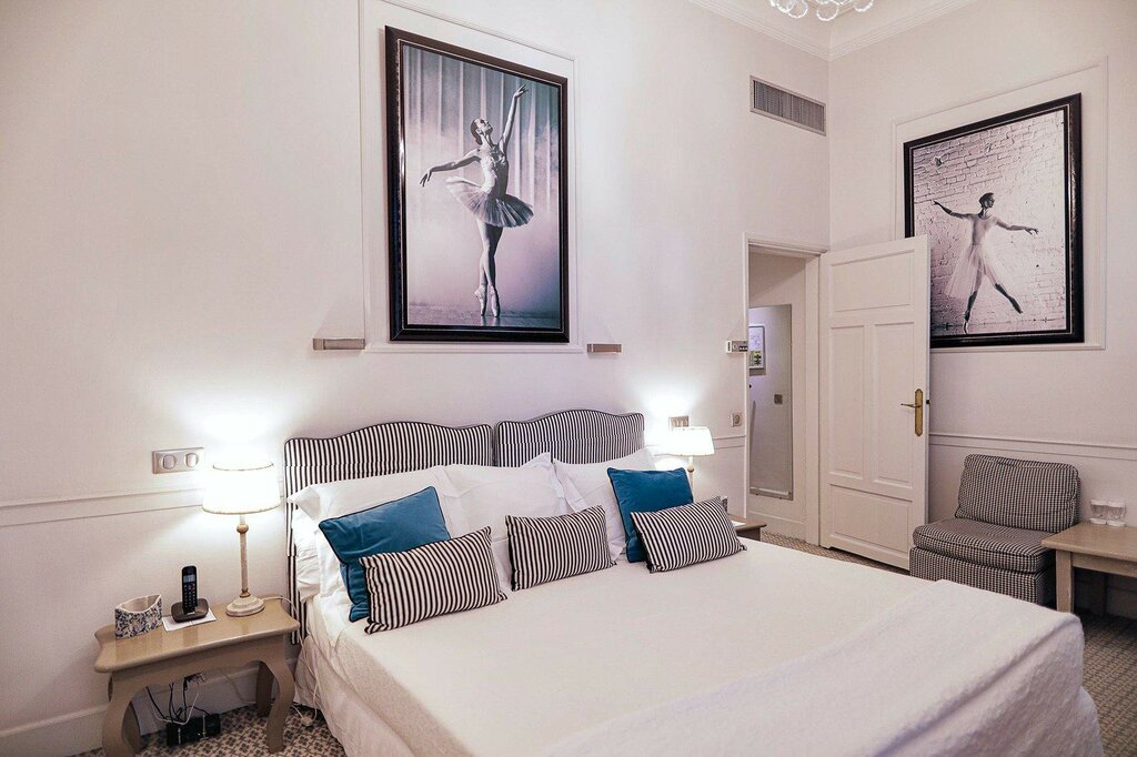 Hotel1282