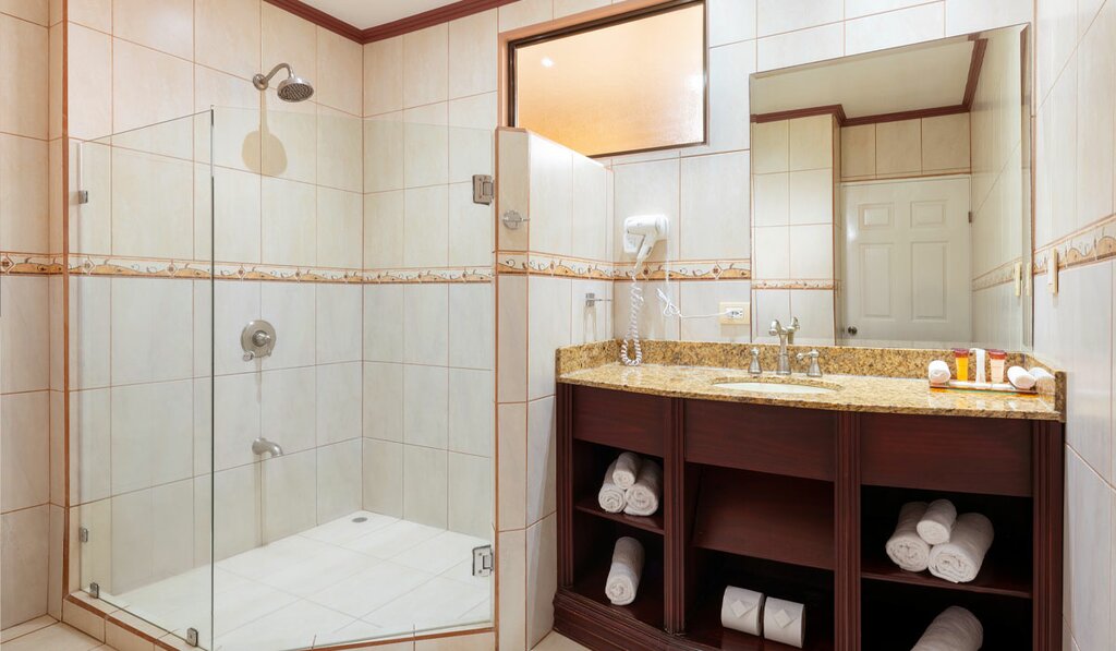 Hotel236