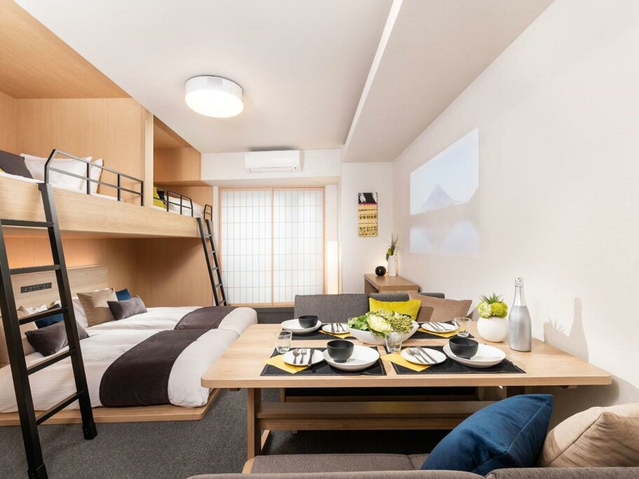 Hotel142