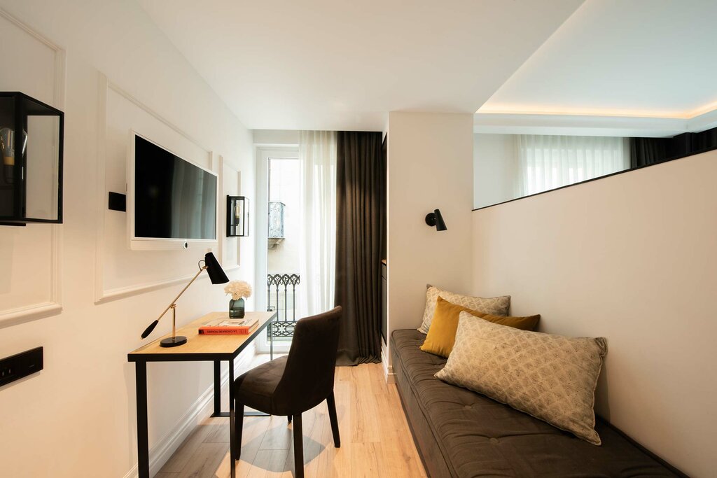 Hotel674