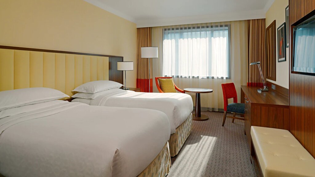 Hotel1365