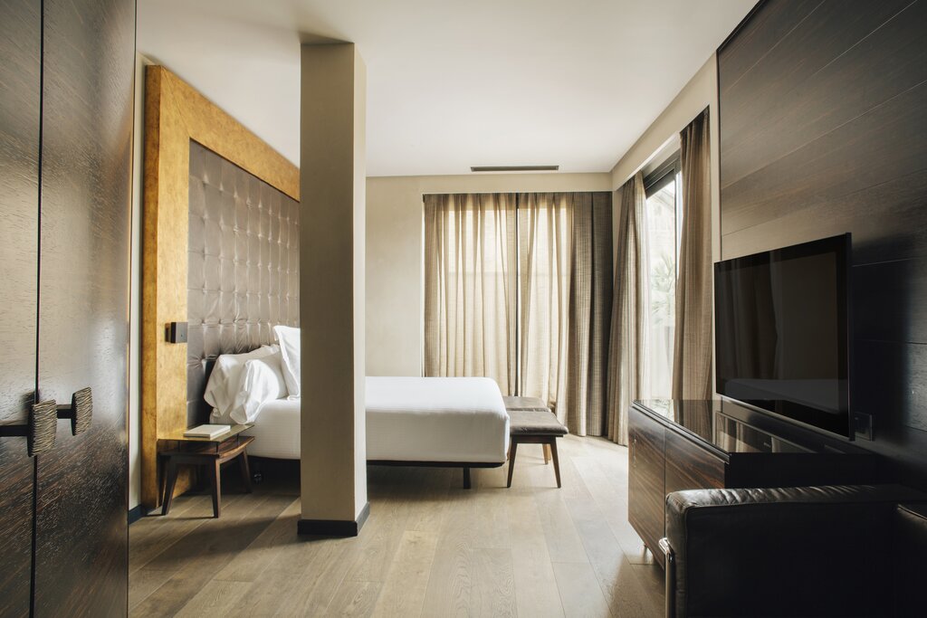 Hotel988