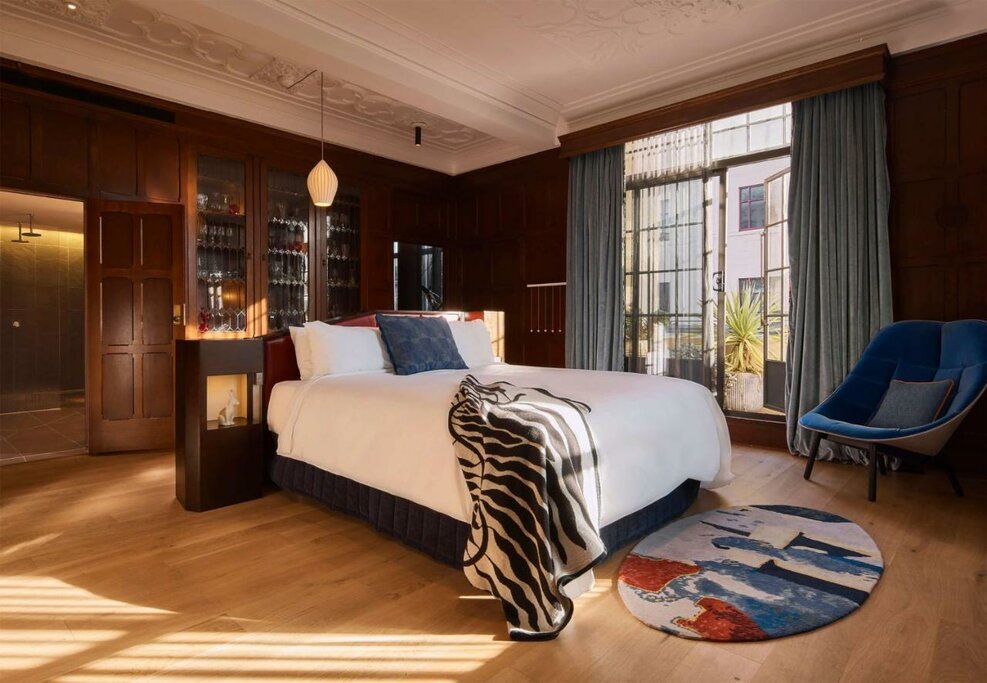Hotel1402