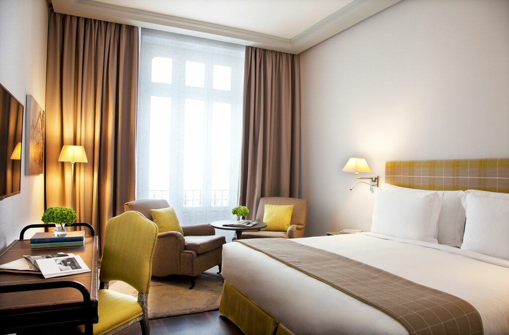 Hotel672