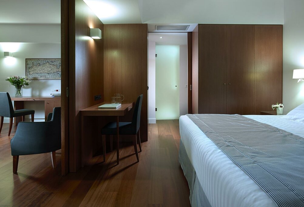 Hotel535
