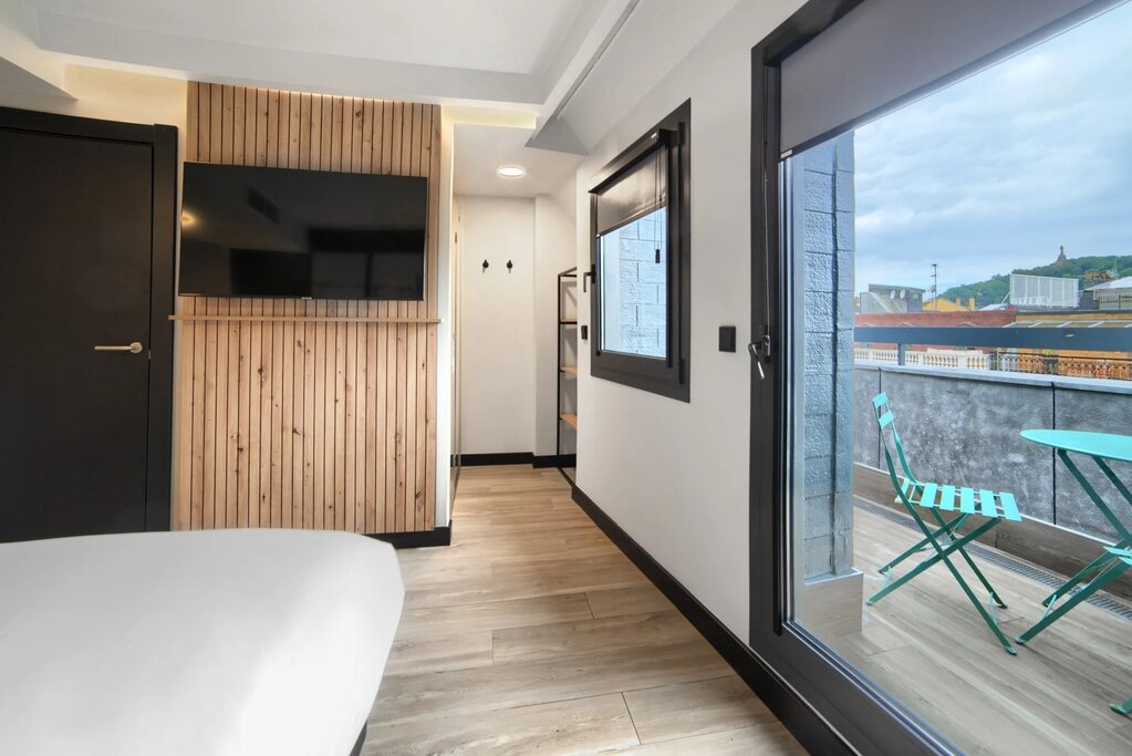 Hotel1084