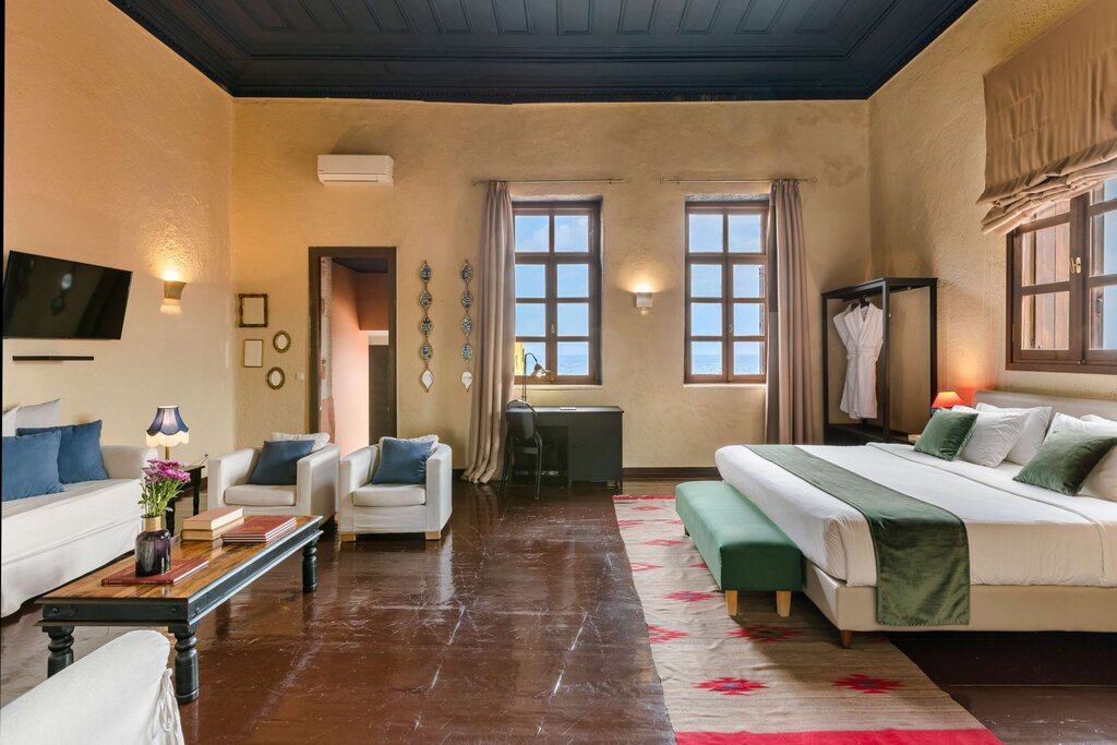Hotel483