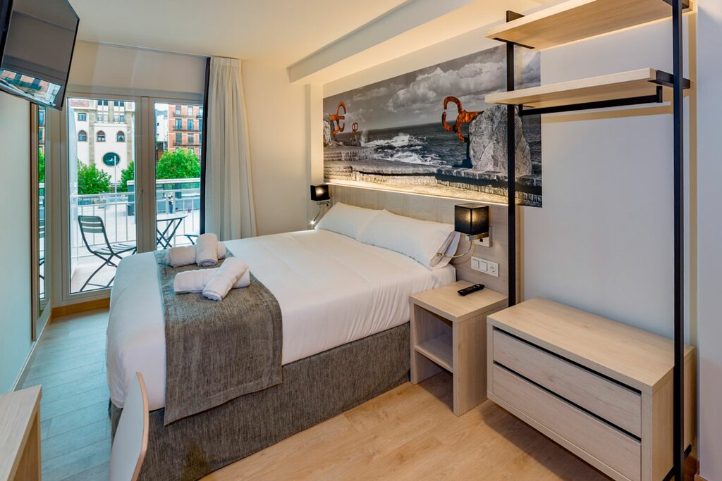 Hotel870